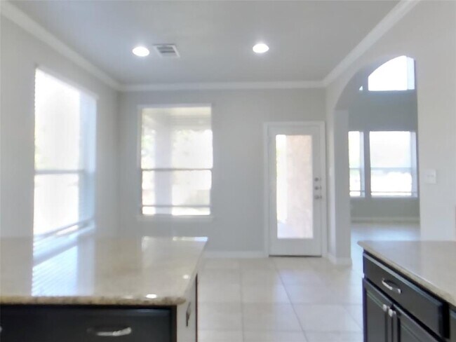 Building Photo - 1913 Colony Glen Ln