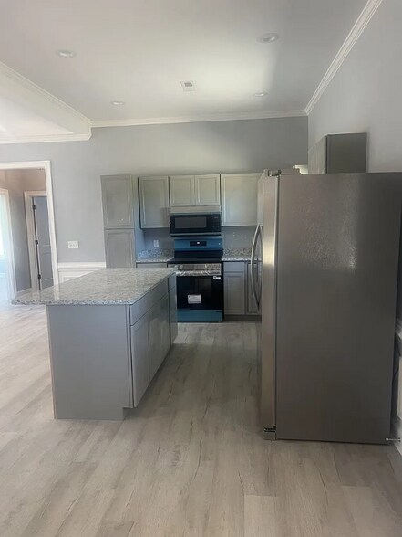 Building Photo - 3413 US-15