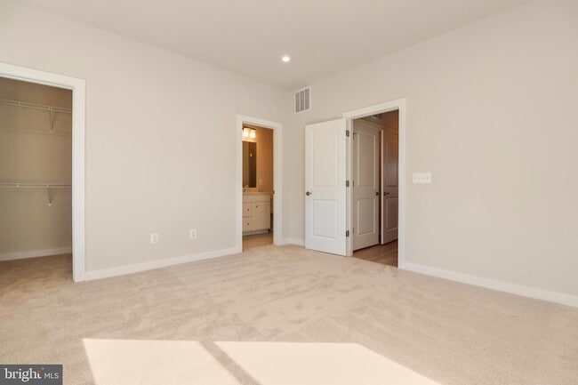 Building Photo - 2176 Glacier Rd