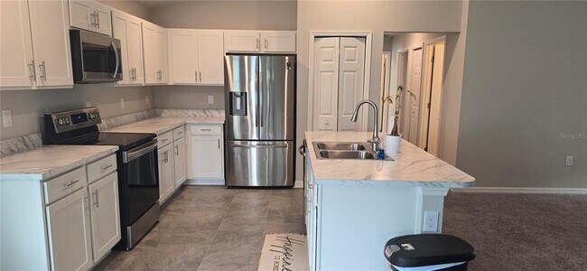 Building Photo - 6738 Hanworth Ln