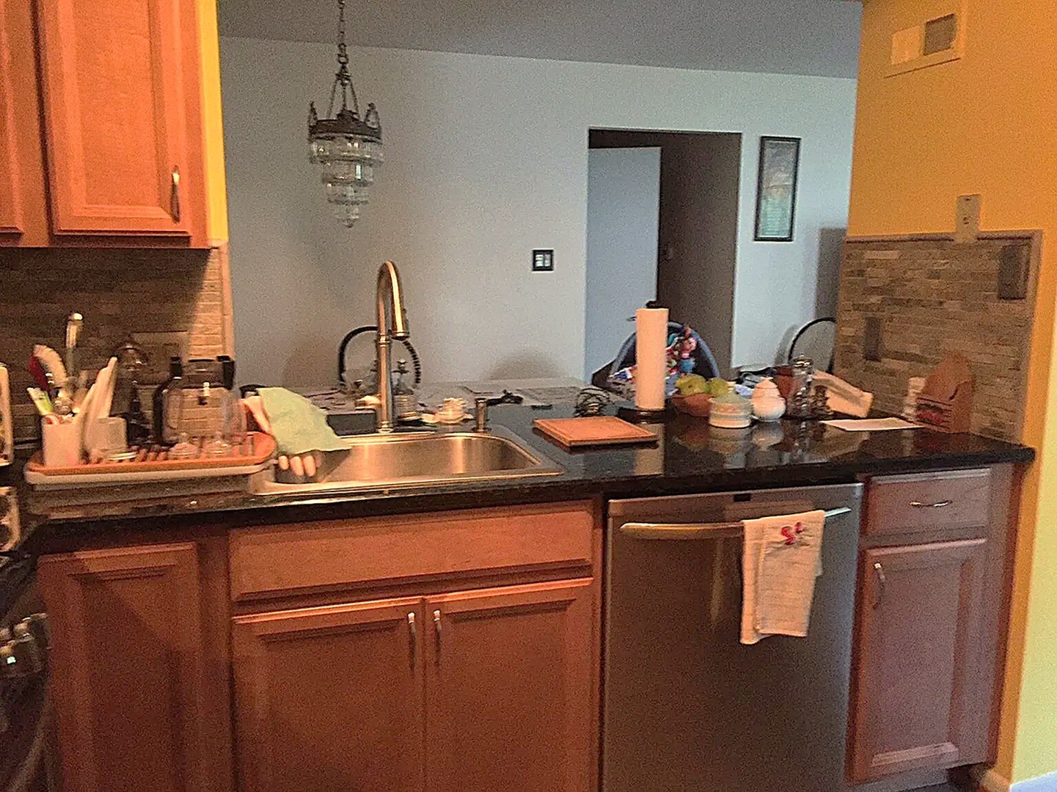 Kitchen - 605 Saxony Dr