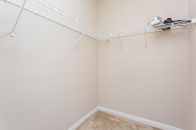 Building Photo - 7862 Waggoner Trace Dr