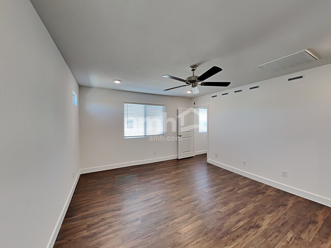Building Photo - 2846 Hot Cider Ave