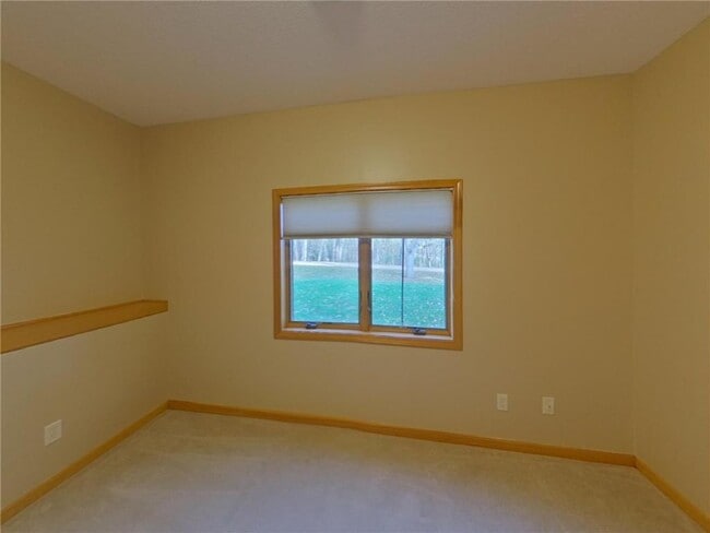 Building Photo - 1202 Adrian Dr