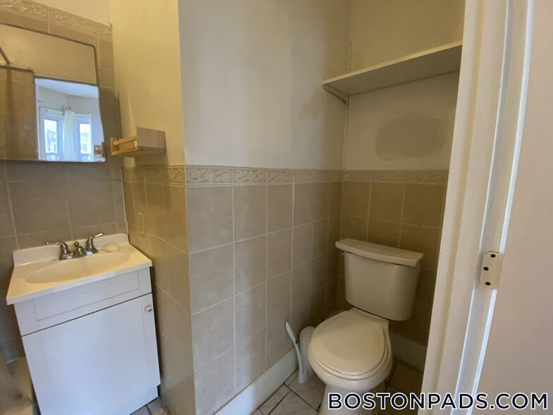 Building Photo - 89-91 Hancock St.