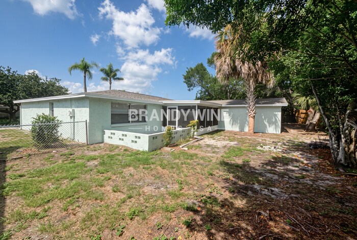 Building Photo - 7815 Treasure Pointe Dr