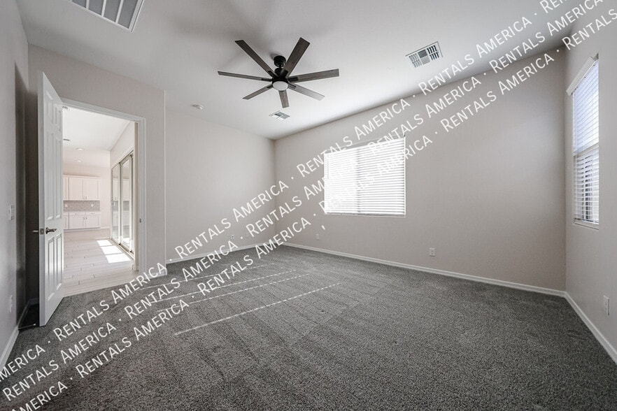 Building Photo - 4815 W Capistrano Ave