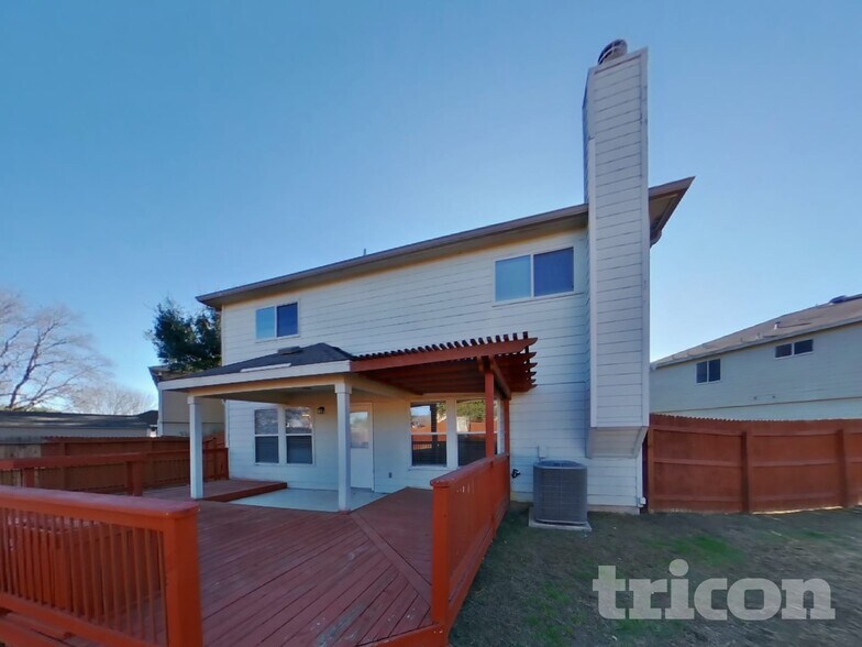 Building Photo - 11703 Silver Prairie