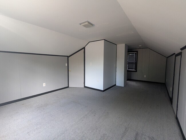 Master Bedroom - 18407 Lennane