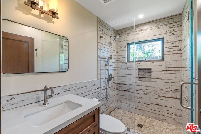 Building Photo - 4265 Denny Ave