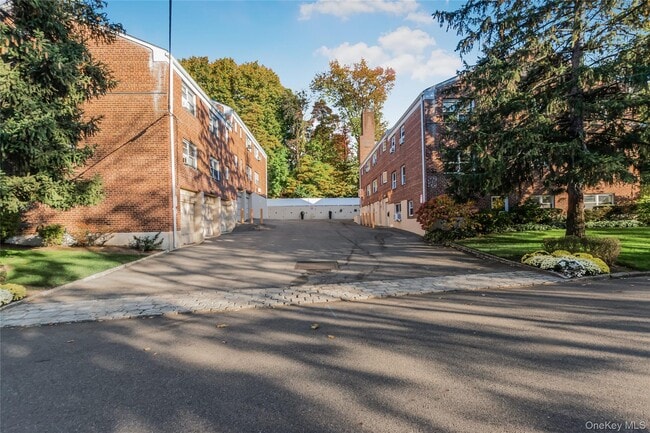 Building Photo - 59 Oregon Ave