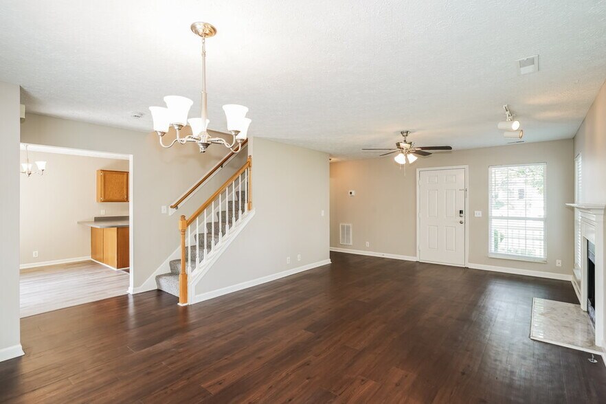 Building Photo - 3505 Glenfalls Dr