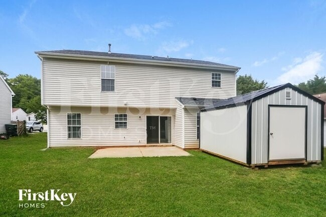Building Photo - 2077 Chapel Creek Rd