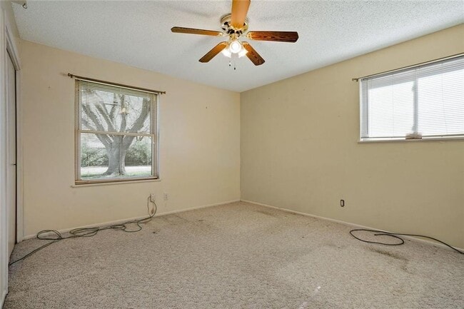 Building Photo - 813 Guadalupe St