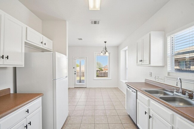 Building Photo - 217 Killian Loop