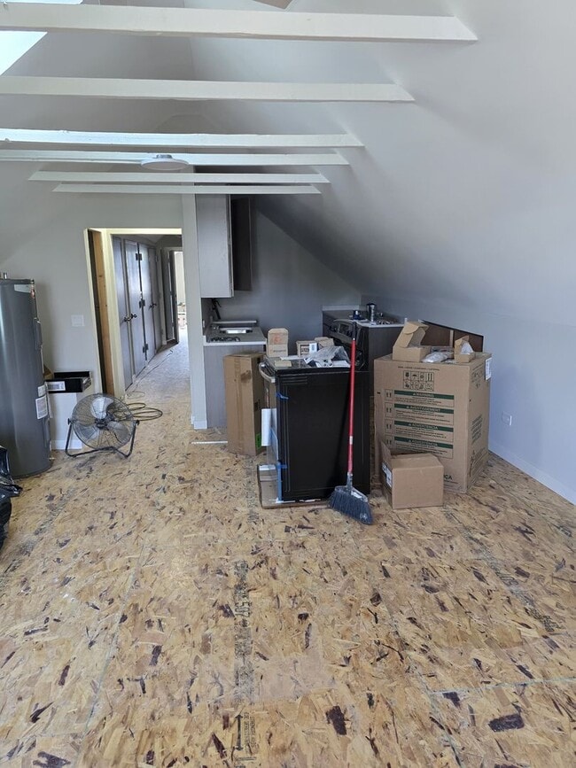 Building Photo - BE THE FIRST PERSON TO SIT ON THE TOILET! BRAND NEW 1BED/1BATH IN LOGAN SQUARE/BUCKTOWN