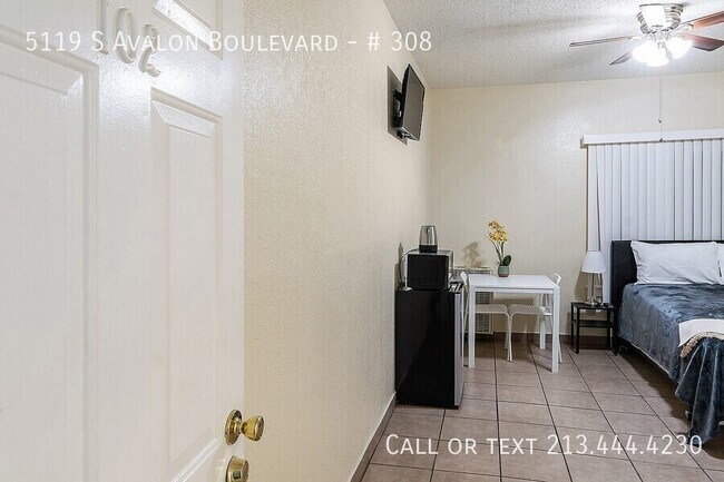 Building Photo - 5119 S Avalon Blvd
