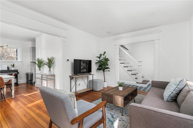 Building Photo - 420 Wayland Ave