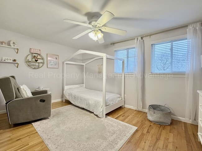 Building Photo - Spacious 4-Bedroom Colonial Minutes from Birmingham