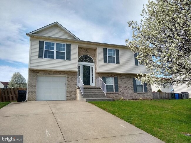 Building Photo - 110 Rawlings Ave