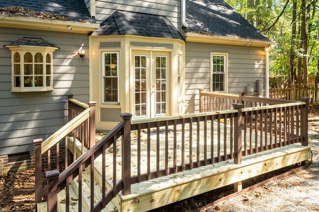Building Photo - 7 Weathergreen Ct