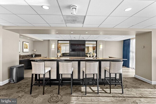 Building Photo - 4601 N Park Ave