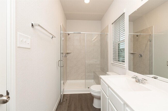 Building Photo - 24811 Landolfi Dr