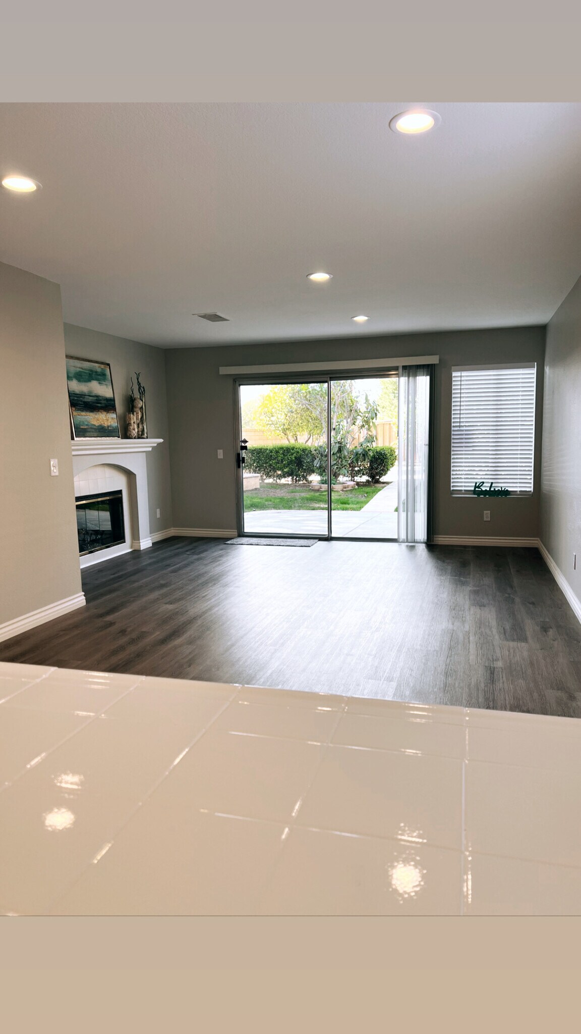 Building Photo - 24607 Jacarte Dr