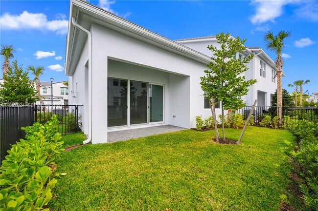 Building Photo - 5120 Willow Crk Dr