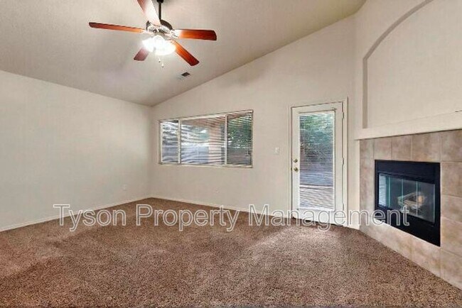 Building Photo - 8004 Corn Mountain Pl NW
