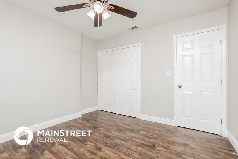 Building Photo - 5709 Ridgeway Dr