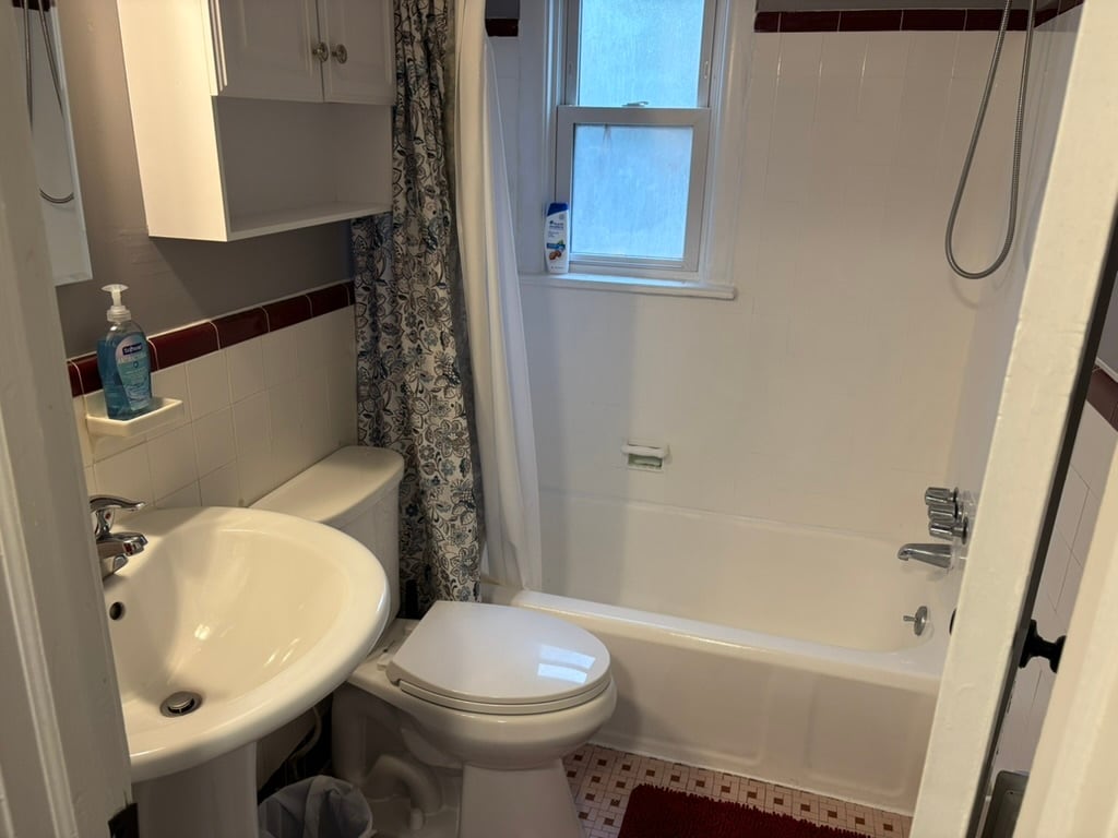 Building Photo - 418 Highland Ave