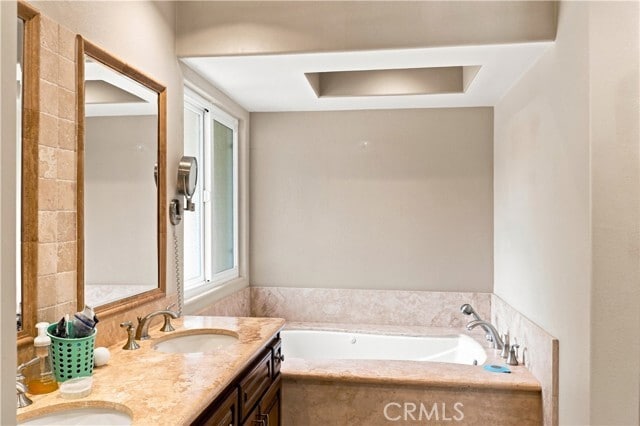 Building Photo - 6132 E Baja Dr