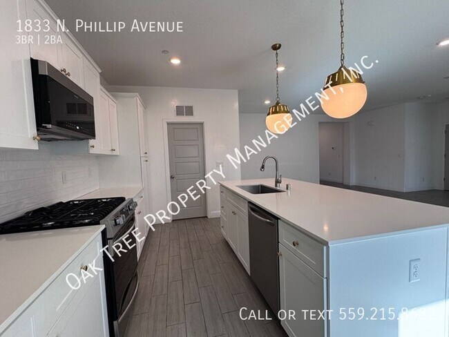 Building Photo - 1833 N Phillip Ave