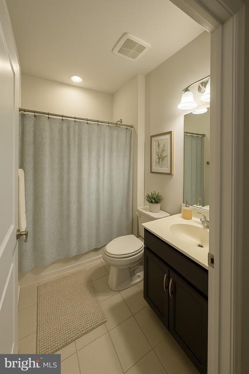 Building Photo - 43220 Thoroughfare Gap Terrace