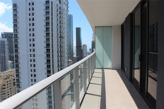 Building Photo - 1010 Brickell Ave