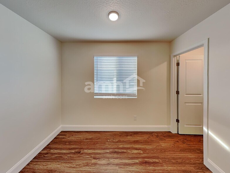 Building Photo - 2645 W 3290 S