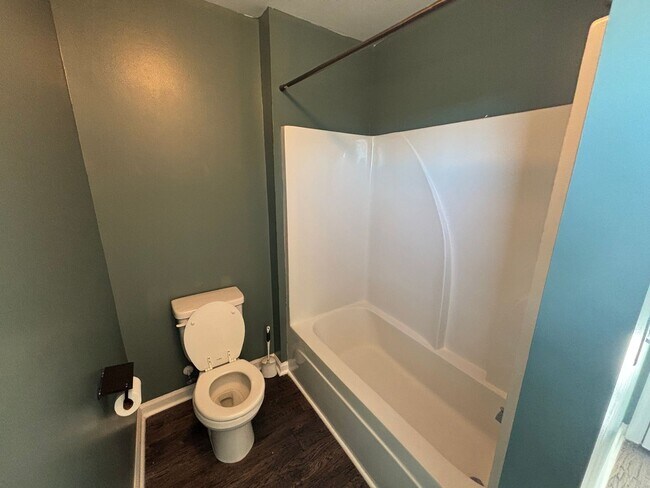 Building Photo - Single Family Home in Cul-de-sac- Holly Ridge