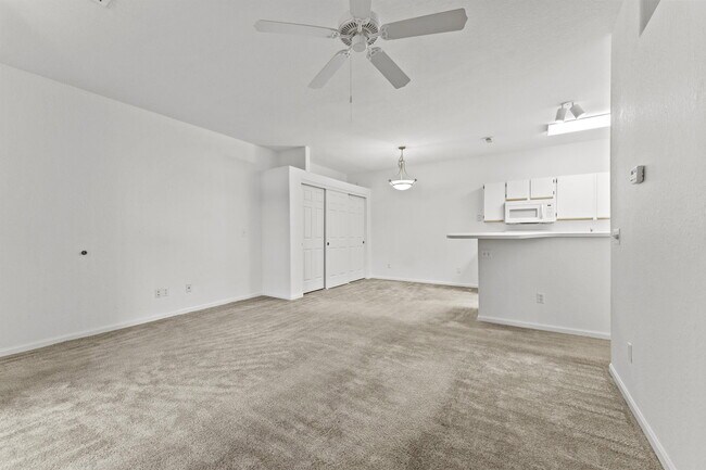 Building Photo - 1101 Linden Ln