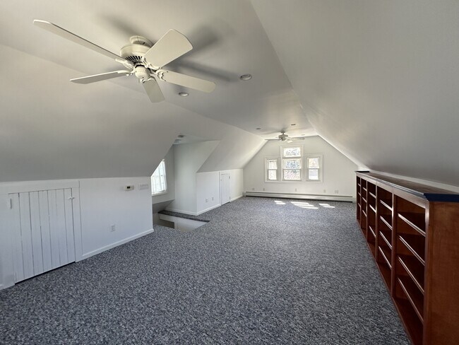 Building Photo - 138 New York Ave