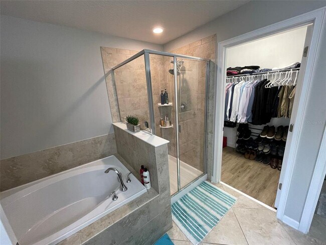 Building Photo - 15246 Harrington Cove Dr