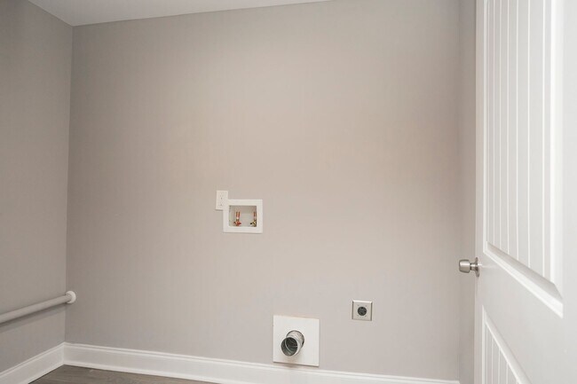 Building Photo - 1229 Berwick Trail