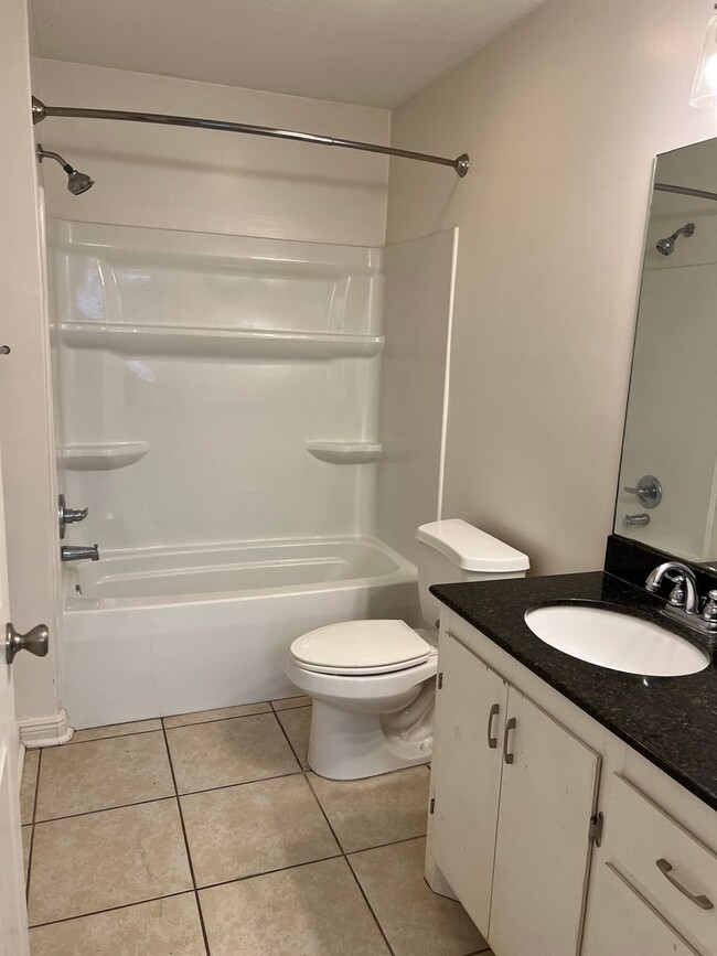 Building Photo - Beautiful Home for Lease