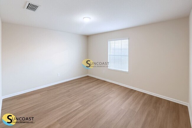 Building Photo - 36 Pine Haven Dr