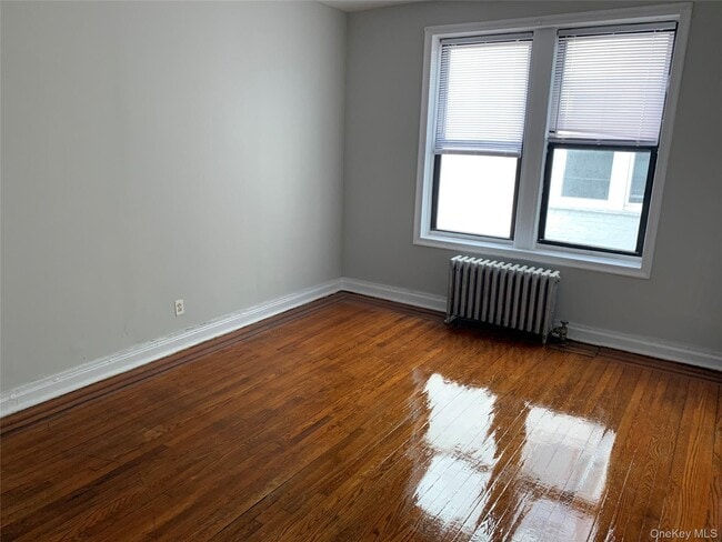 Building Photo - 215 E Broadway