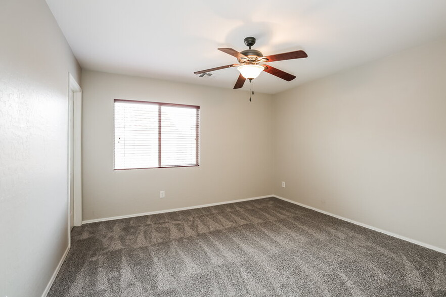 Building Photo - 8958 W Marmo Ave