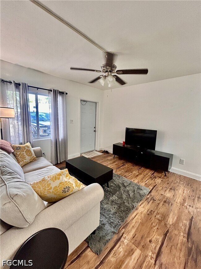 Building Photo - 2590 First St