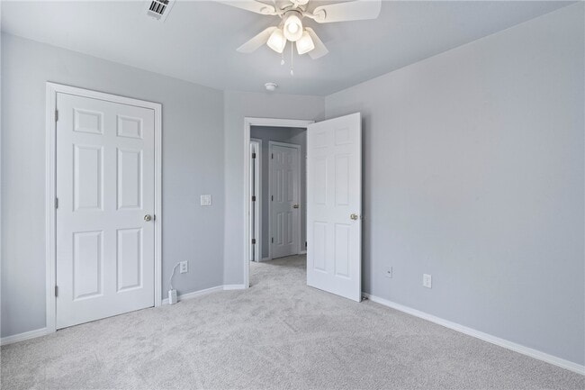 Building Photo - 607 Amanda Dr