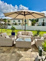 Building Photo - 113 Barley St