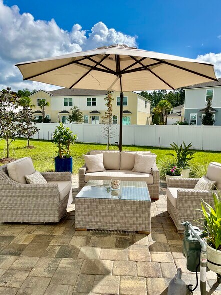 Patio Furniture Included! - 113 Barley St